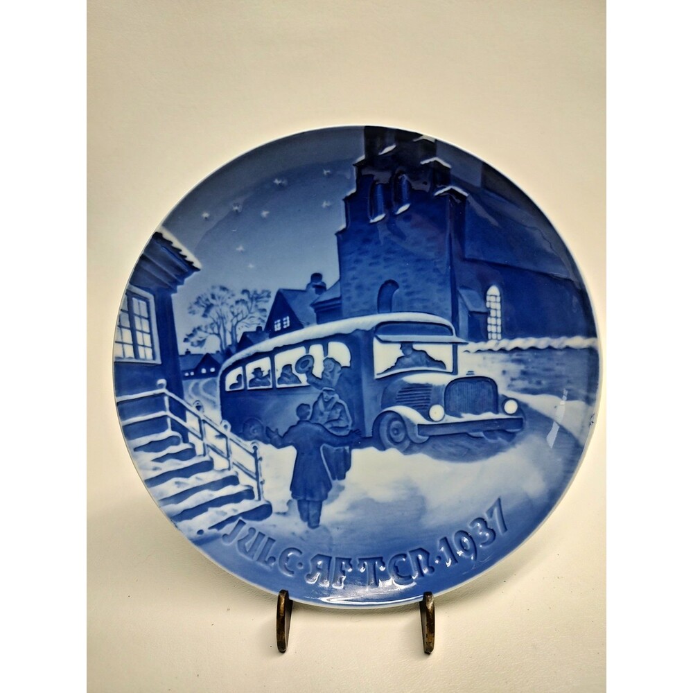 Vintage 1937 Bing & Grondahl Blue Plate Bus Denmark 7" B &G Danmark